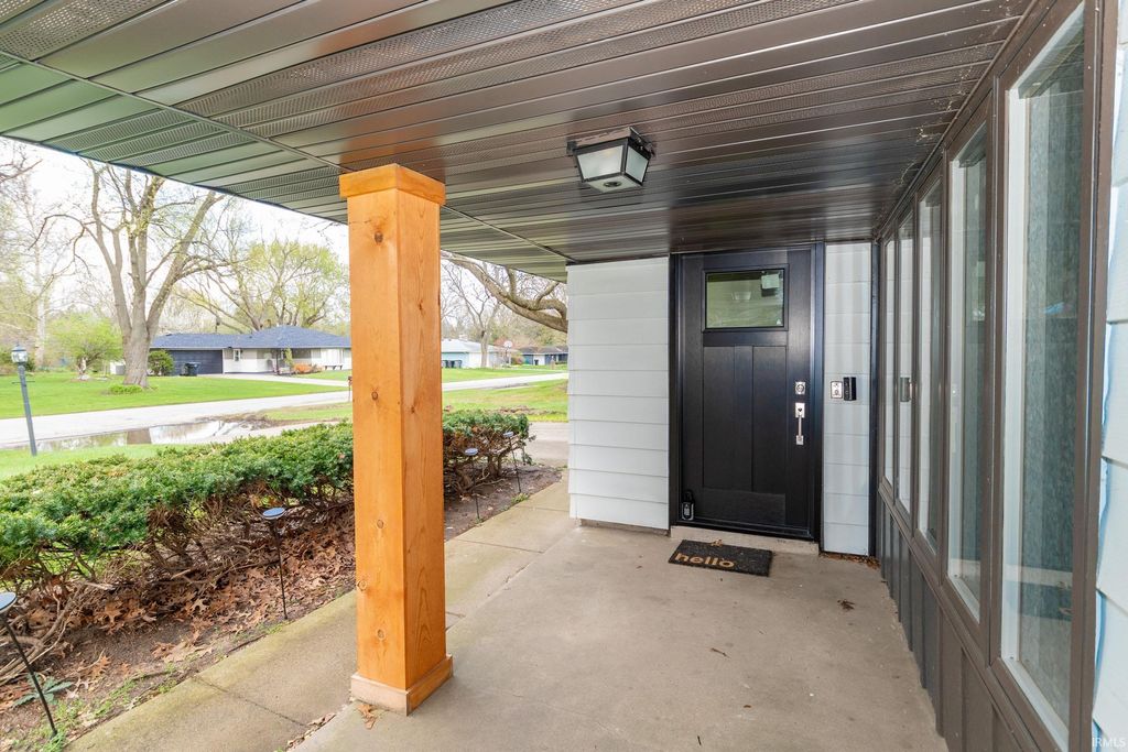 Photo of 17370 Parker Drive, South Bend, IN 46635 (MLS # 202613490)