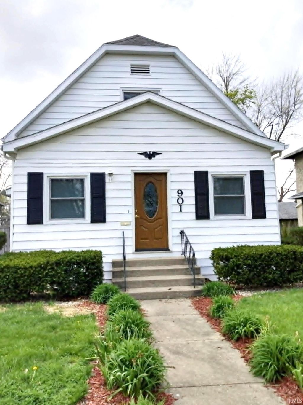 Photo of 901 N Main Street, Auburn, IN 46793 (MLS # 202613455)