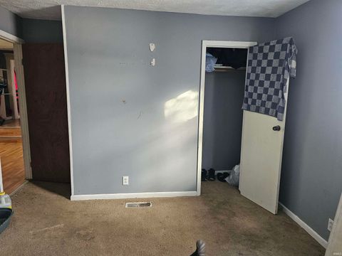 Tiny photo for 552 Heath Street, Logansport, IN 46947 (MLS # 202600254)