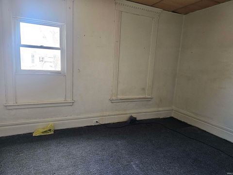 Tiny photo for 552 Heath Street, Logansport, IN 46947 (MLS # 202600254)