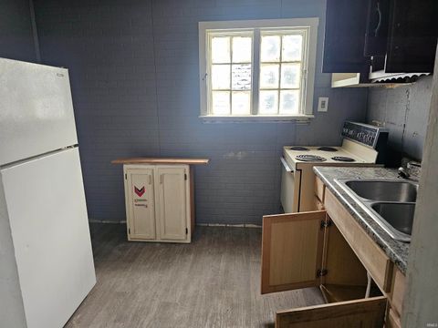 Tiny photo for 552 Heath Street, Logansport, IN 46947 (MLS # 202600254)