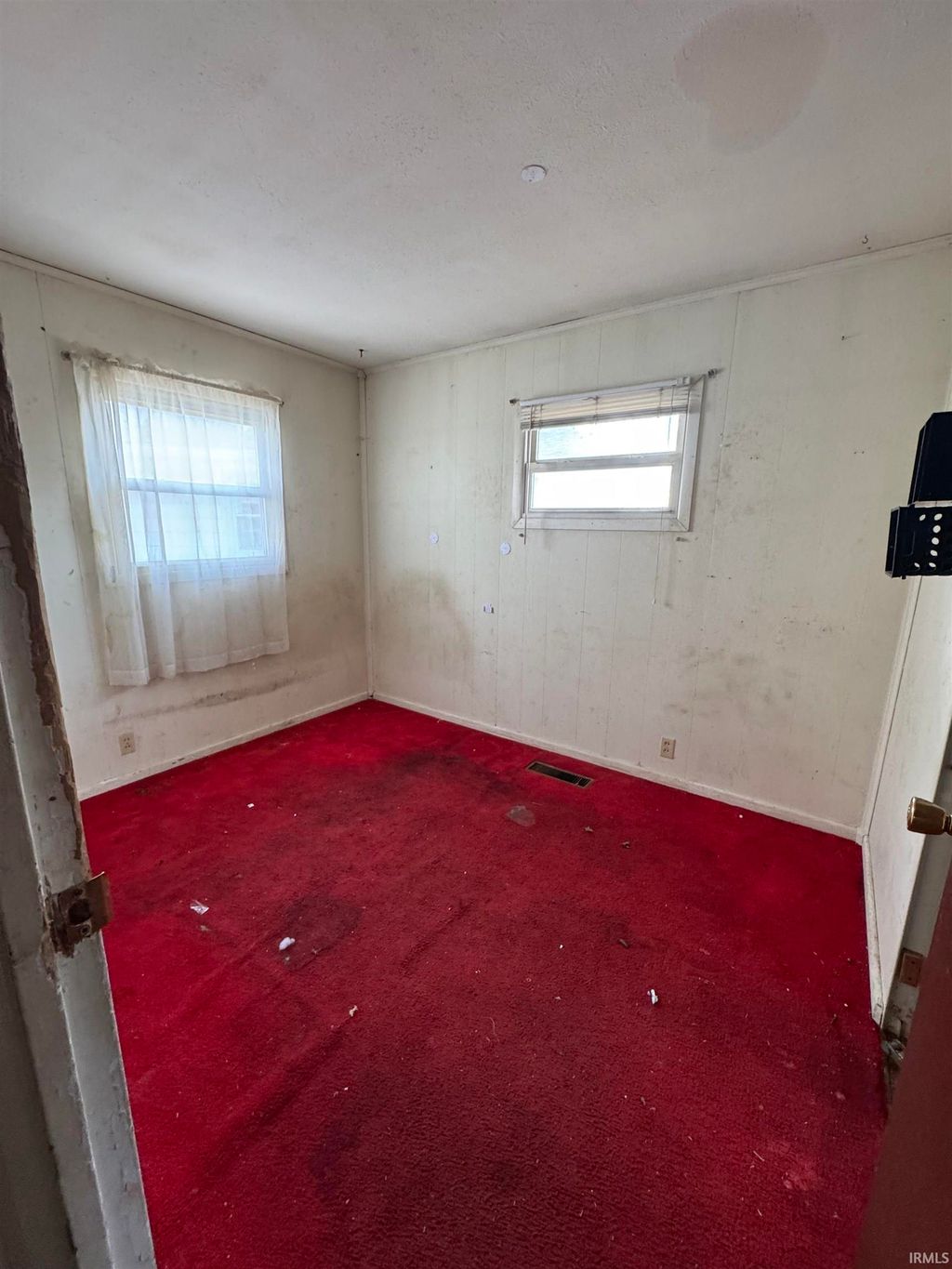 Photo of 816 N Knight Circle, Marion, IN 46952 (MLS # 202604906)