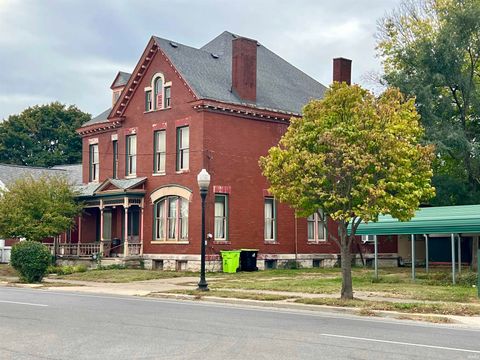 Tiny photo for 80 Eel River Avenue, Logansport, IN 46947 (MLS # 202542416)