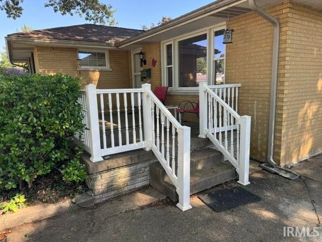 Photo of 3109 W Indiana Street, Evansville, IN 47712 (MLS # 202634513)