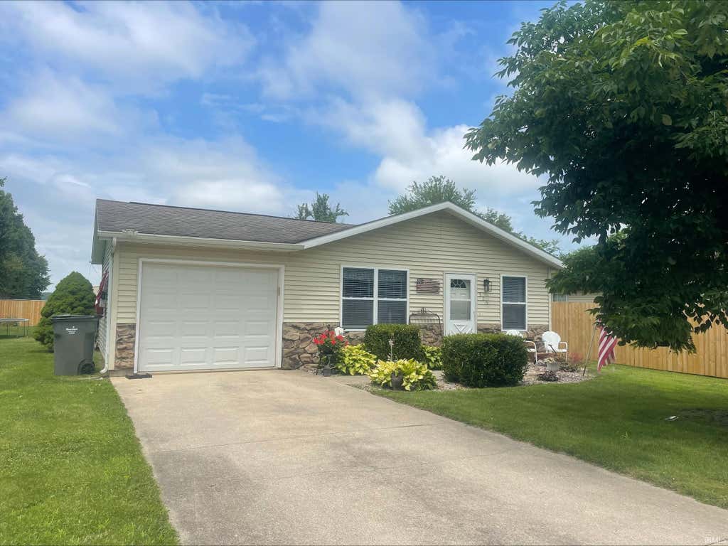 Photo of 325 W Elm Street, Millersburg, IN 46543 (MLS # 202626796)