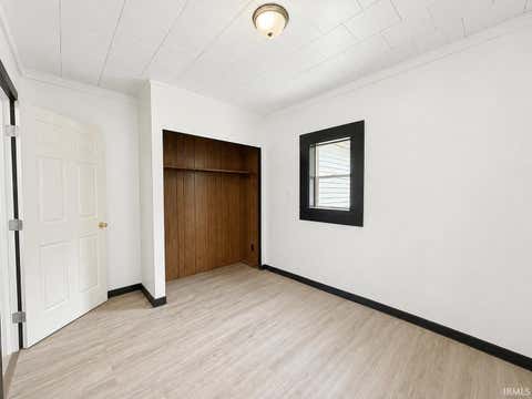 Tiny photo for 2015 McKinley Street, Anderson, IN 46016 (MLS # 202635253)