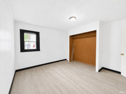 Tiny photo for 2015 McKinley Street, Anderson, IN 46016 (MLS # 202635253)