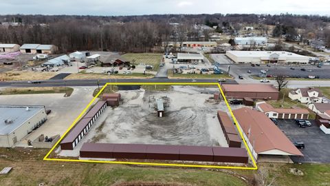 Tiny photo for 2301 E Highway 50 Highway, Washington, IN 47501 (MLS # 202602010)