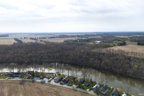 Tiny photo for 11802 W Horseshoe Bend Drive, Brookston, IN 47923 (MLS # 202636420)