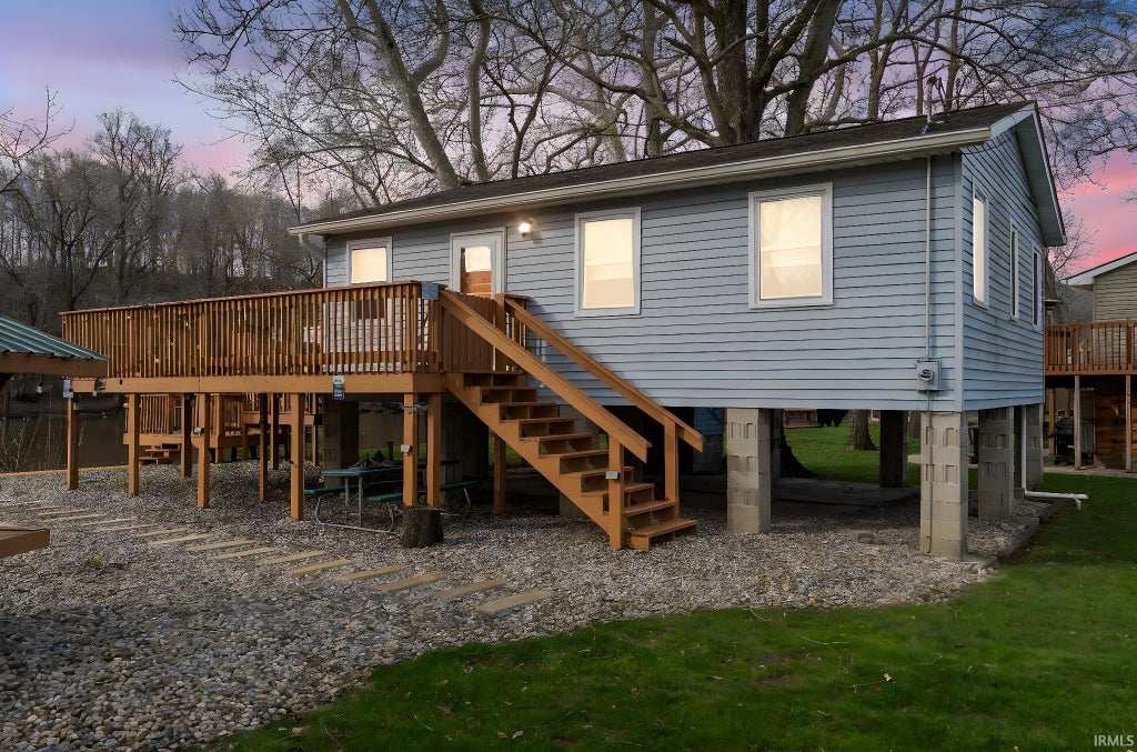 Photo of 11802 W Horseshoe Bend Drive, Brookston, IN 47923 (MLS # 202636420)