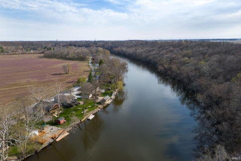Tiny photo for 11802 W Horseshoe Bend Drive, Brookston, IN 47923 (MLS # 202636420)