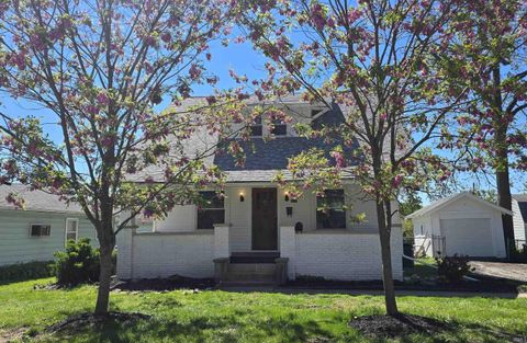 Photo of 2907 McArthur Drive, Fort Wayne, IN 46809 (MLS # 202618414)