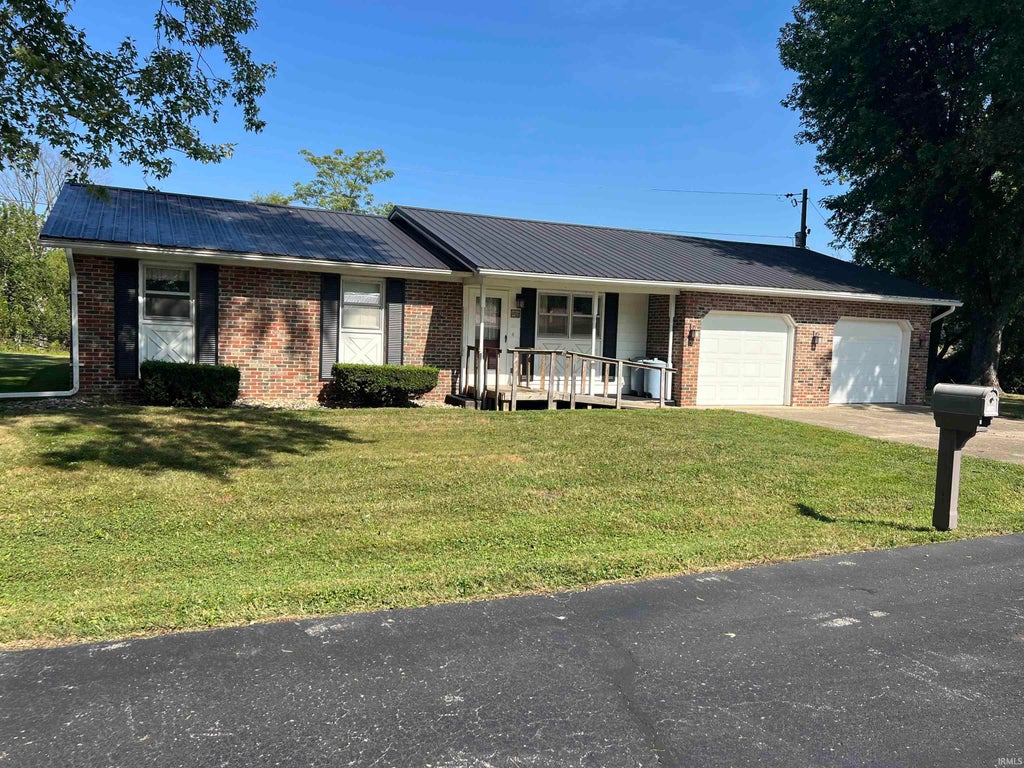 Photo of 3035 E Lotus Lane, Vincennes, IN 47591 (MLS # 202634799)