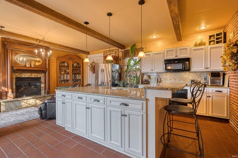 Tiny photo for 318 E Main Street, Newburgh, IN 47630 (MLS # 202548425)