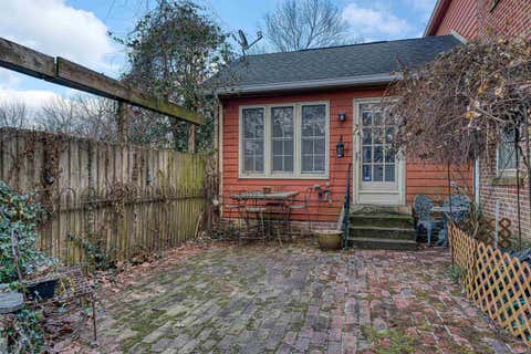 Tiny photo for 318 E Main Street, Newburgh, IN 47630 (MLS # 202548425)