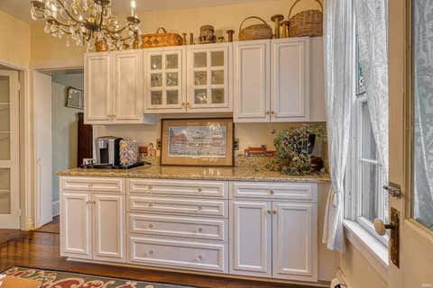 Tiny photo for 318 E Main Street, Newburgh, IN 47630 (MLS # 202548425)