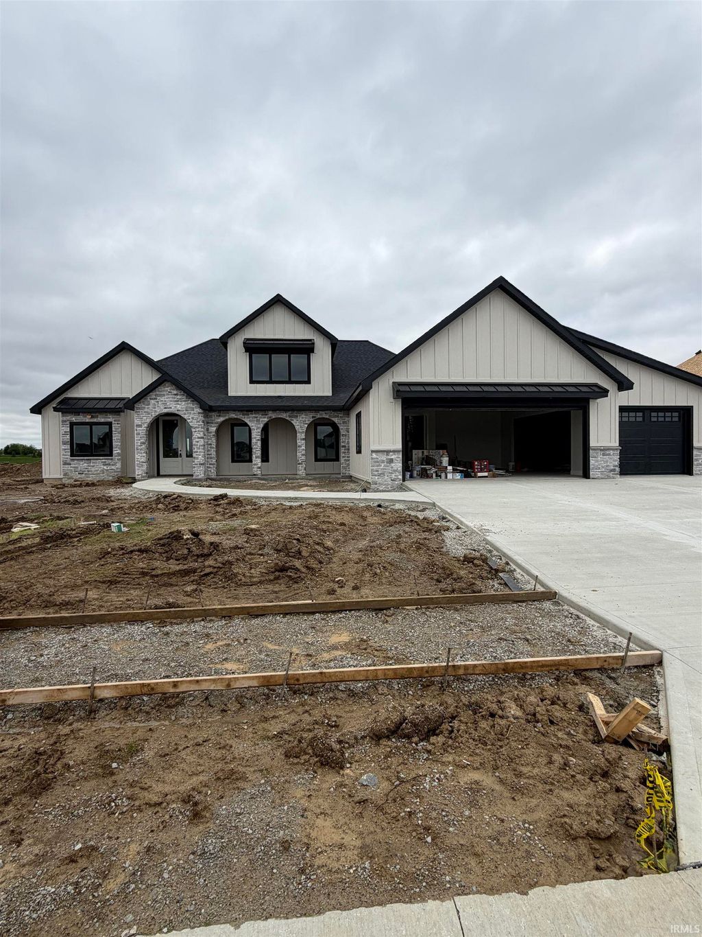 Photo of 1840 Burnt Lake Drive, Fort Wayne, IN 46814 (MLS # 202615338)