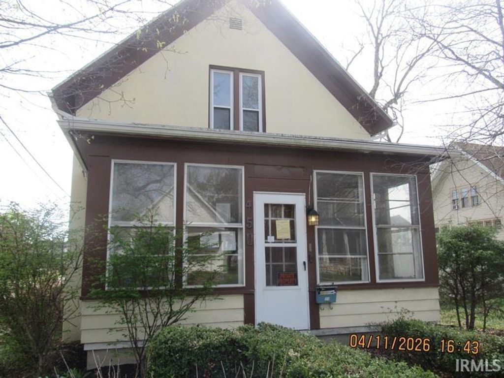 Photo of 450 S JEFFERSON Street, Huntington, IN 46750 (MLS # 202612603)