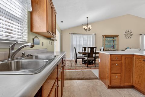 Tiny photo for 2808 BRIDGESTONE Circle, Kokomo, IN 46901 (MLS # 202614688)