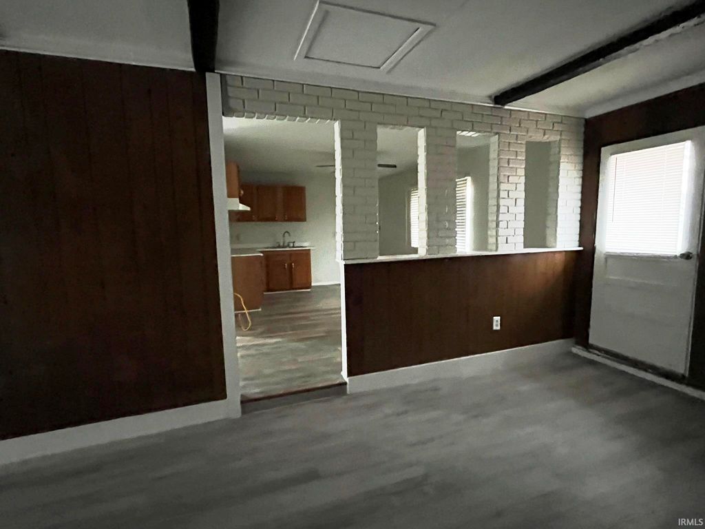 Photo of 1333 Southlea Drive, South Bend, IN 46628 (MLS # 202605091)