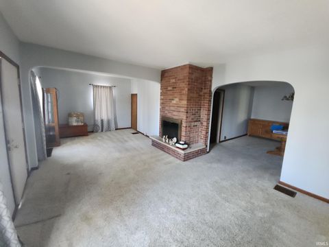 Tiny photo for 112 E Beckley Street, Royal Center, IN 46978 (MLS # 202545497)