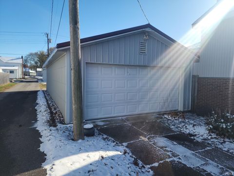 Tiny photo for 112 E Beckley Street, Royal Center, IN 46978 (MLS # 202545497)