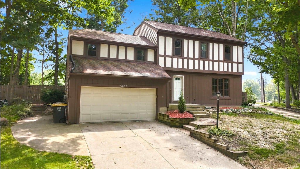 Photo of 7302 River Ranch Court, Fort Wayne, IN 46835 (MLS # 202629772)