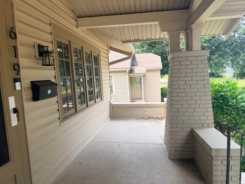 Tiny photo for 619 W Ashland Avenue, Muncie, IN 47303 (MLS # 202629025)