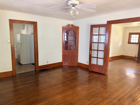 Tiny photo for 619 W Ashland Avenue, Muncie, IN 47303 (MLS # 202629025)