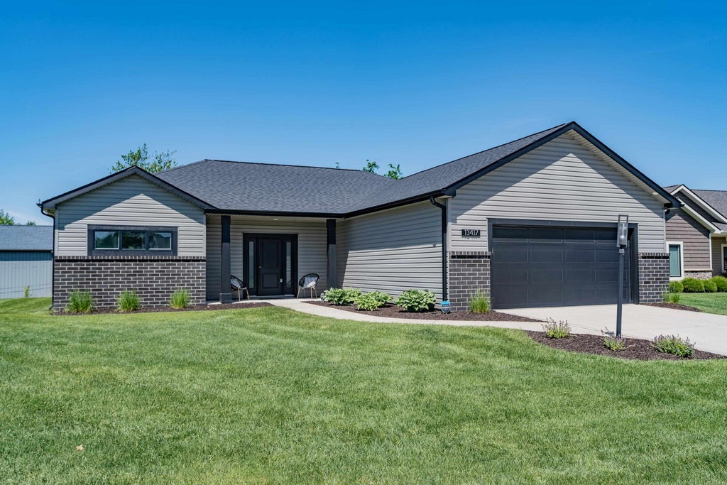 Photo of 13417 Martingale Cove, Grabill, IN 46741 (MLS # 202636773)