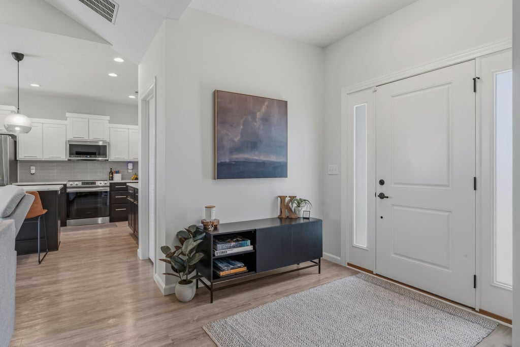 Photo of 13417 Martingale Cove, Grabill, IN 46741 (MLS # 202636773)