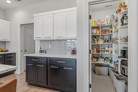 Tiny photo for 13417 Martingale Cove, Grabill, IN 46741 (MLS # 202636773)
