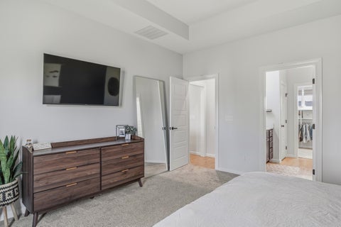 Tiny photo for 13417 Martingale Cove, Grabill, IN 46741 (MLS # 202636773)