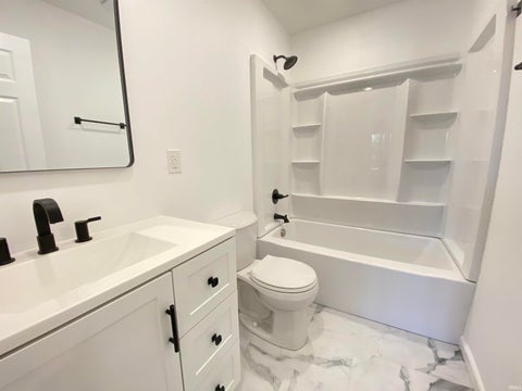 Tiny photo for 508 14th Street, Bedford, IN 47421 (MLS # 202643620)