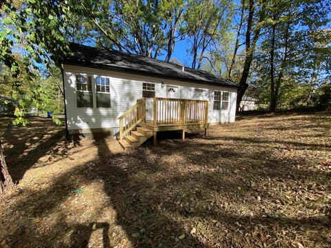 Tiny photo for 508 14th Street, Bedford, IN 47421 (MLS # 202643620)