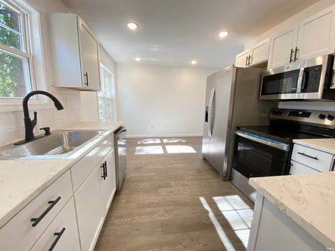 Tiny photo for 508 14th Street, Bedford, IN 47421 (MLS # 202643620)