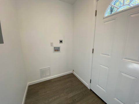 Tiny photo for 508 14th Street, Bedford, IN 47421 (MLS # 202643620)