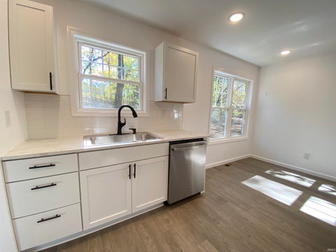 Tiny photo for 508 14th Street, Bedford, IN 47421 (MLS # 202643620)