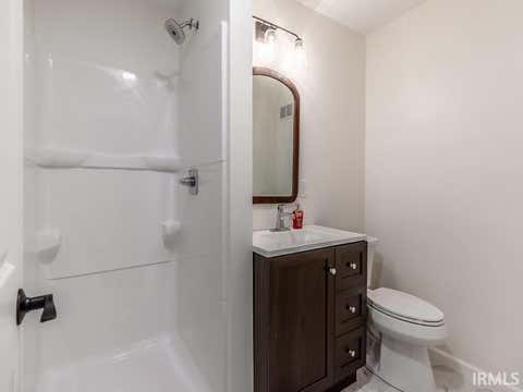 Tiny photo for 900 Plaza Drive, Evansville, IN 47715 (MLS # 202632758)