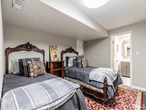 Tiny photo for 900 Plaza Drive, Evansville, IN 47715 (MLS # 202632758)
