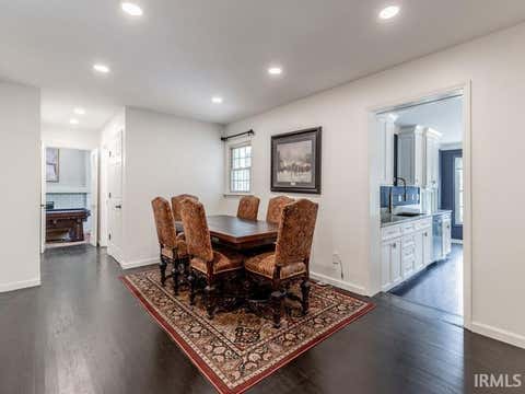 Tiny photo for 900 Plaza Drive, Evansville, IN 47715 (MLS # 202632758)