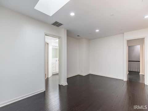 Tiny photo for 900 Plaza Drive, Evansville, IN 47715 (MLS # 202632758)