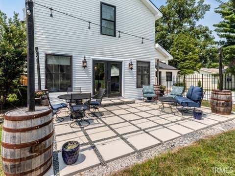 Tiny photo for 900 Plaza Drive, Evansville, IN 47715 (MLS # 202632758)