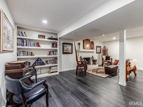 Tiny photo for 900 Plaza Drive, Evansville, IN 47715 (MLS # 202632758)