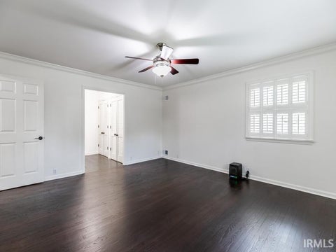 Tiny photo for 900 Plaza Drive, Evansville, IN 47715 (MLS # 202632758)