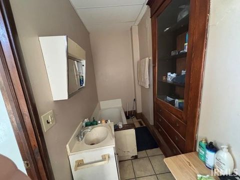 Tiny photo for 501-505 Helm Street, Logansport, IN 46947 (MLS # 202604592)