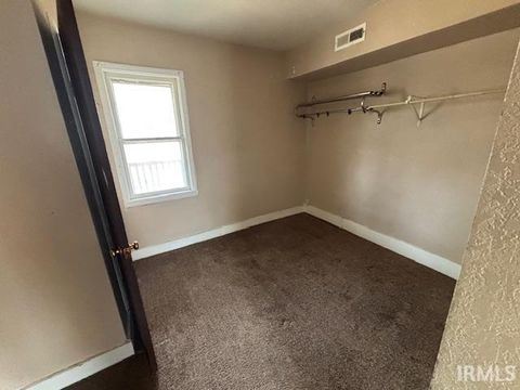 Tiny photo for 501-505 Helm Street, Logansport, IN 46947 (MLS # 202604592)