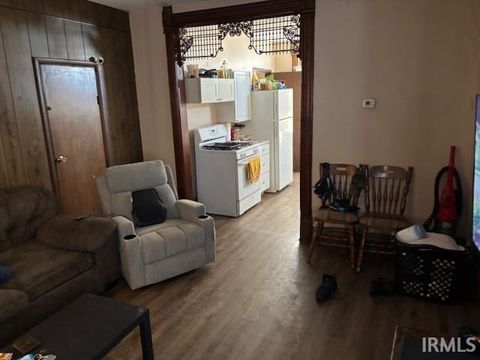 Tiny photo for 501-505 Helm Street, Logansport, IN 46947 (MLS # 202604592)