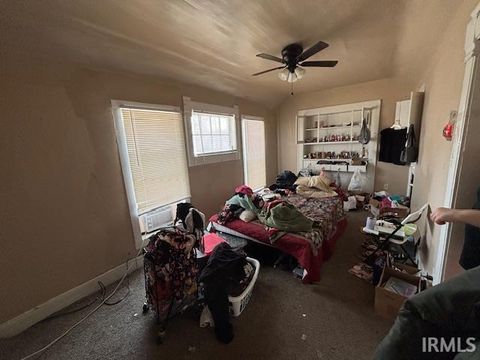 Tiny photo for 501-505 Helm Street, Logansport, IN 46947 (MLS # 202604592)