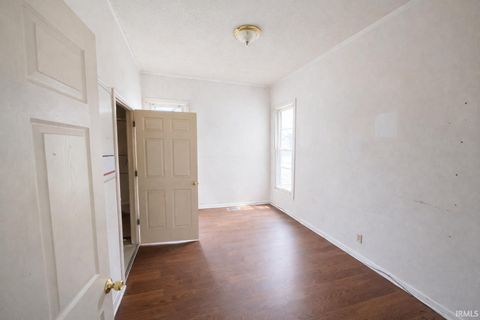 Tiny photo for 710 E 6th Street, Anderson, IN 46012 (MLS # 202609270)